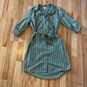 Button Down T-shirt Dress Size Small
